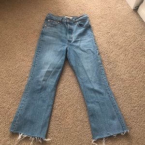 Levi’s Ribcage Crop Flare